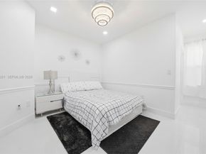 3955 NE 15th St, Homestead FL 33033