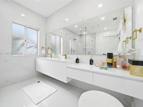 3955 NE 15th St, Homestead FL 33033
