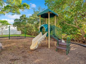 19412 NE 26th Ave 143B, Miami FL 33180