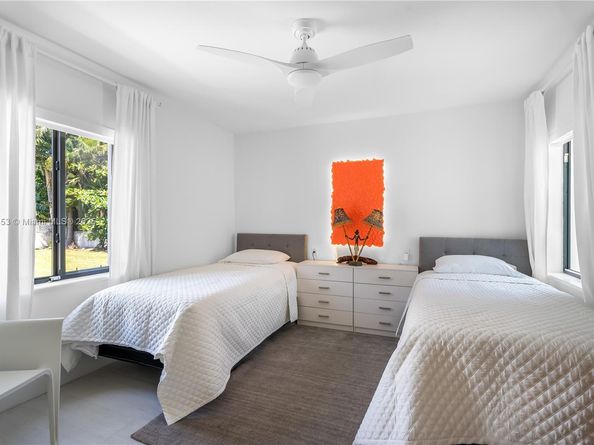 5970 Alton Rd, Miami Beach FL 33140