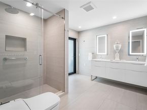 5970 Alton Rd, Miami Beach FL 33140