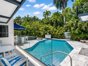 5970 Alton Rd, Miami Beach FL 33140