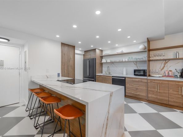 17800 Atlantic Blvd PH14, Sunny Isles Beach FL 33160