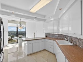 2000 Island Bl 1109, Aventura FL 33160