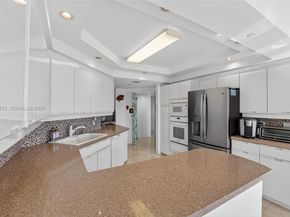 2000 Island Bl 1109, Aventura FL 33160