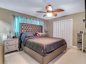 8330 NW 3rd St, Pembroke Pines FL 33024