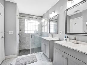 530 SW 182nd Way, Pembroke Pines FL 33029