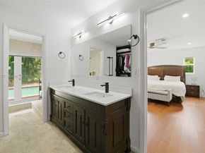 395 NW 89th Ln, Coral Springs FL 33071