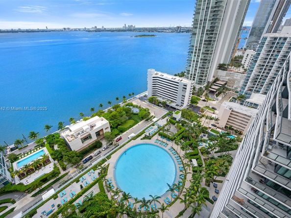 650 NE 32nd St 2502, Miami FL 33137