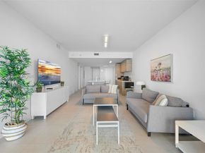 650 NE 32nd St 2502, Miami FL 33137