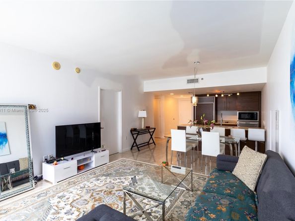 475 Brickell Ave 3512, Miami FL 33131
