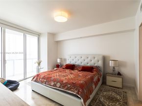 475 Brickell Ave 3512, Miami FL 33131