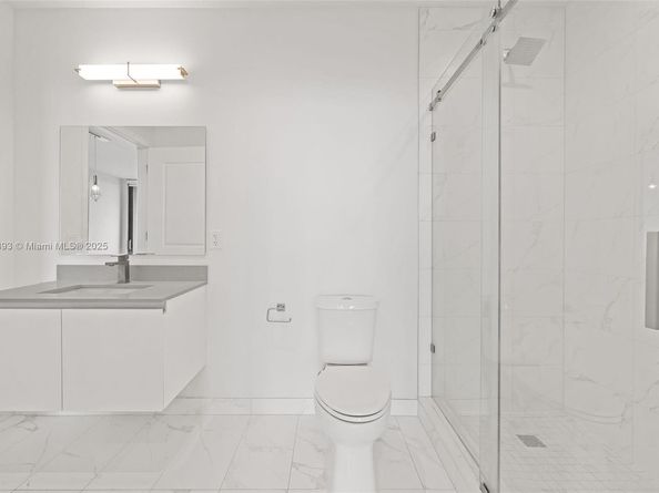 101 Diplomat Pkwy 2605, Hallandale Beach FL 33009