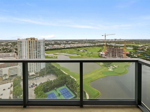 101 Diplomat Pkwy 2605, Hallandale Beach FL 33009