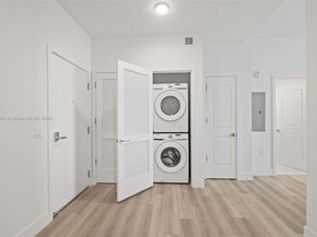 101 Diplomat Pkwy 2605, Hallandale Beach FL 33009