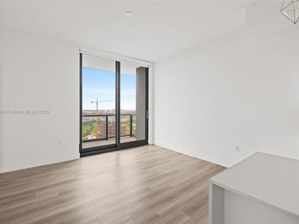 101 Diplomat Pkwy 2605, Hallandale Beach FL 33009