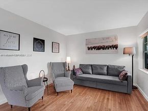 915 SE 8th St 106, Miami Beach FL 33139