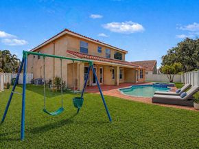 18901 SW 15th St, Pembroke Pines FL 33029