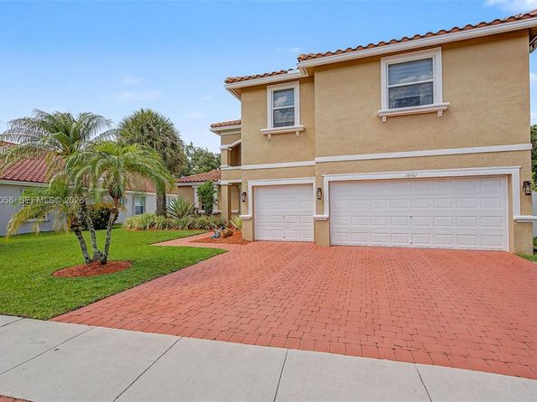 18901 SW 15th St, Pembroke Pines FL 33029