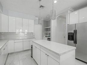18901 SW 15th St, Pembroke Pines FL 33029