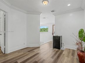 18901 SW 15th St, Pembroke Pines FL 33029