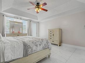 18901 SW 15th St, Pembroke Pines FL 33029