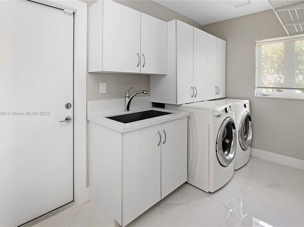 404 Coconut Isle Dr, Fort Lauderdale FL 33301