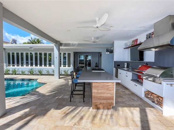 404 Coconut Isle Dr, Fort Lauderdale FL 33301