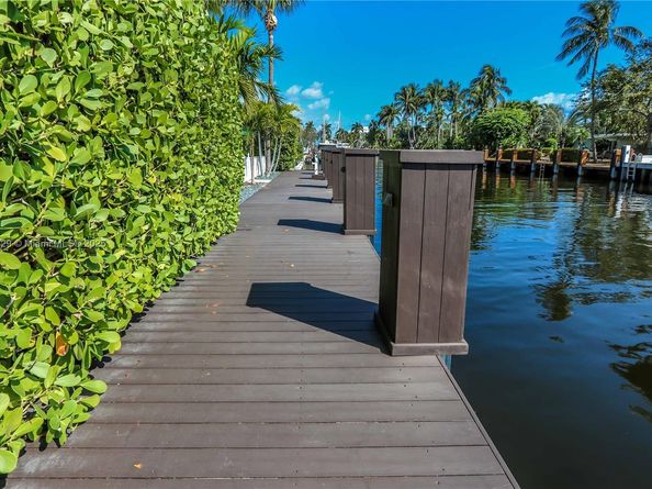 404 Coconut Isle Dr, Fort Lauderdale FL 33301