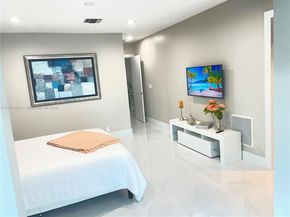 404 Coconut Isle Dr, Fort Lauderdale FL 33301