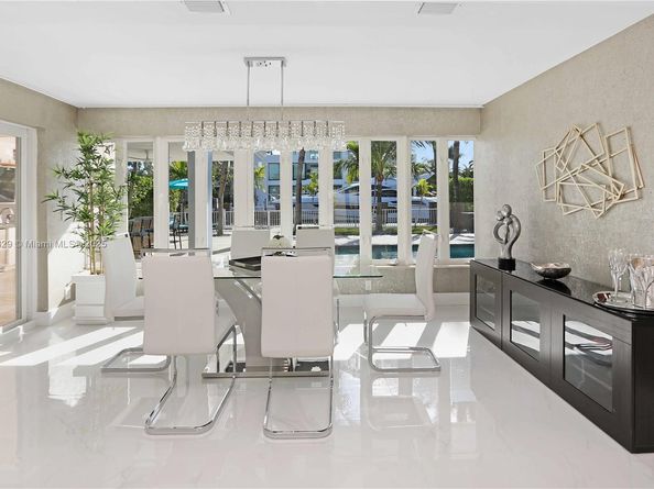 404 Coconut Isle Dr, Fort Lauderdale FL 33301