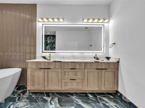 12555 SW 34th Pl, Davie FL 33330
