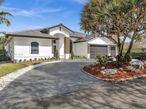 12555 SW 34th Pl, Davie FL 33330