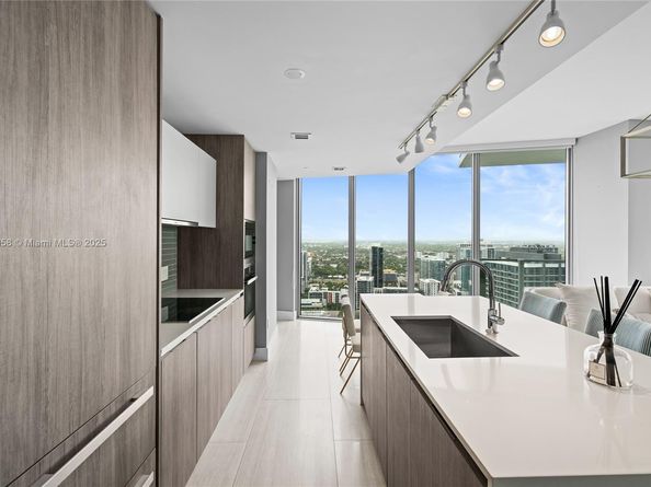 2900 NE 7th Ave 3901, Miami FL 33137