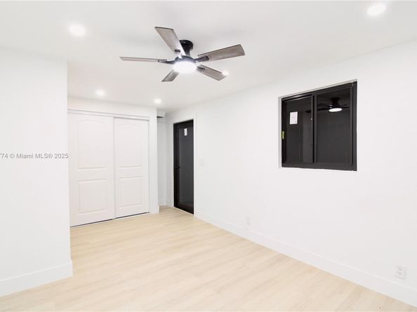 3611 NE 17th Ave, Pompano Beach FL 33064