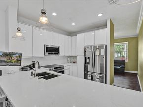 636 Sand Creek Cir, Weston FL 33327