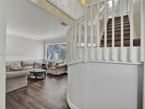 636 Sand Creek Cir, Weston FL 33327