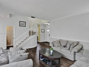 636 Sand Creek Cir, Weston FL 33327
