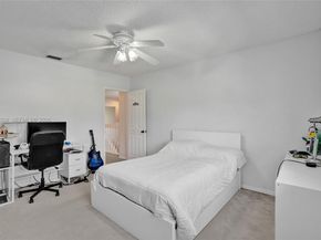 636 Sand Creek Cir, Weston FL 33327