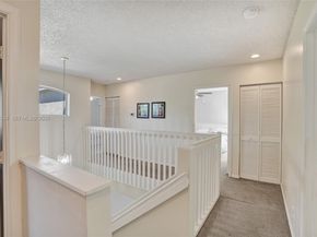 636 Sand Creek Cir, Weston FL 33327