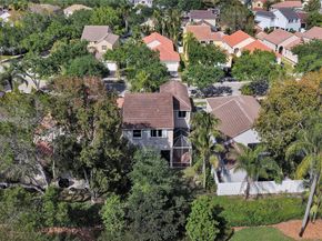 636 Sand Creek Cir, Weston FL 33327