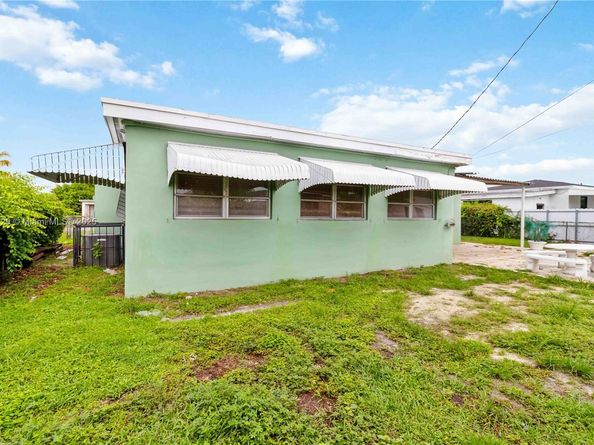 14520 Fillmore St, Miami FL 33176