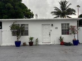 832 E 20th St, Hialeah FL 33013