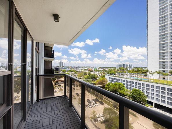 600 NE 36th St 1109, Miami FL 33137