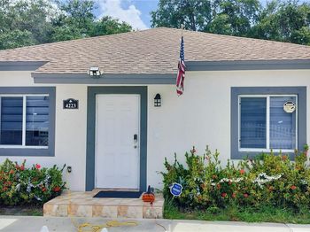 4223 NW 32nd Ave