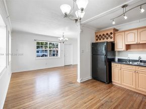 2862 SW 38th Ct, Miami FL 33134