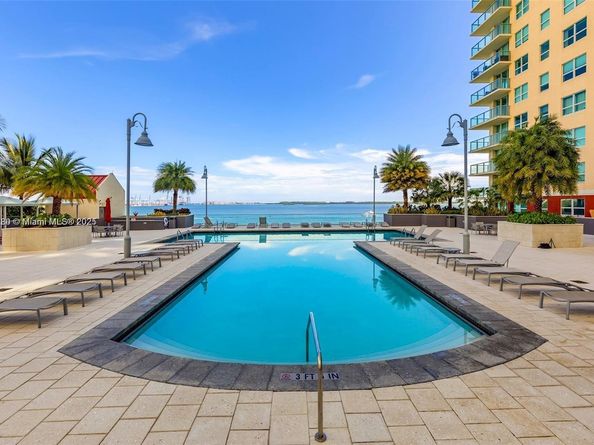 1155 Brickell Bay Dr 1210, Miami FL 33131