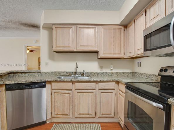 1280 S Alhambra Cir 2206, Coral Gables FL 33146