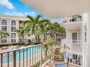 1280 S Alhambra Cir