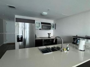 1900 N Bayshore Dr 3909, Miami FL 33132